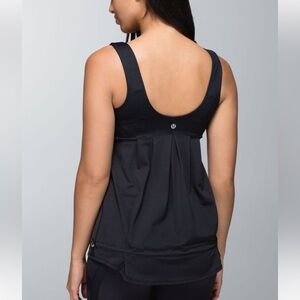 Lululemon black Elevate Tank sport activewear size 4